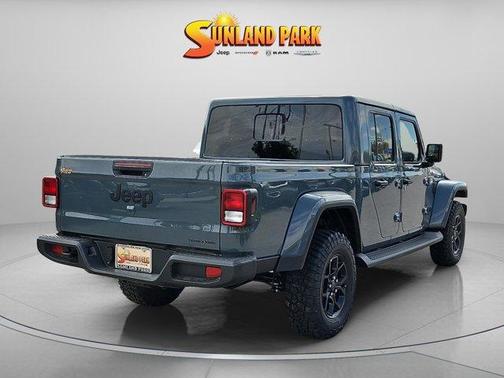 2025 Jeep Gladiator Sport