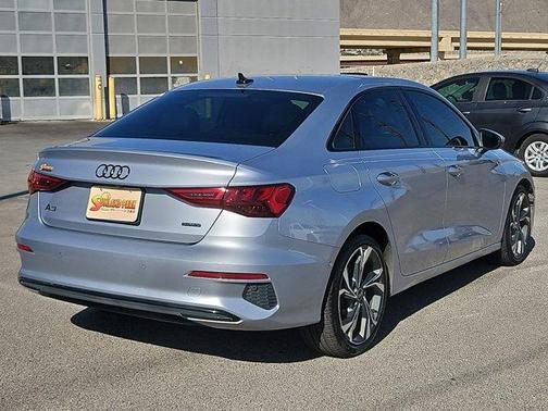 Florett Silver Metallic 2023 Audi A3 40 Premium