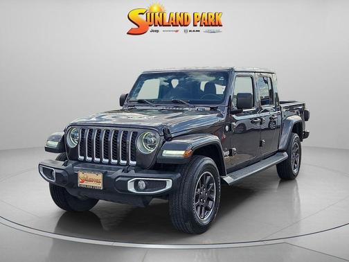 Granite Crystal Clearcoat Metallic 2021 Jeep Gladiator Overland