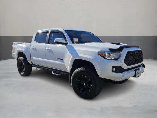 2016 Toyota Tacoma TRD Sport
