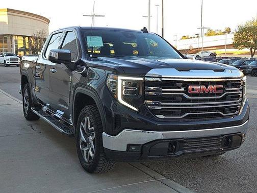 2022 GMC Sierra 1500 SLT