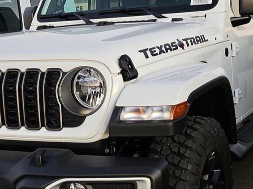 2026 Jeep Gladiator Texas Trail