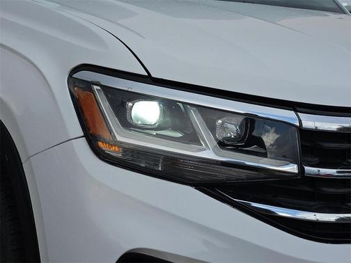 2023 Volkswagen Atlas 3.6L SE w/Technology