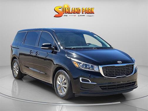 2021 Kia Sedona LX