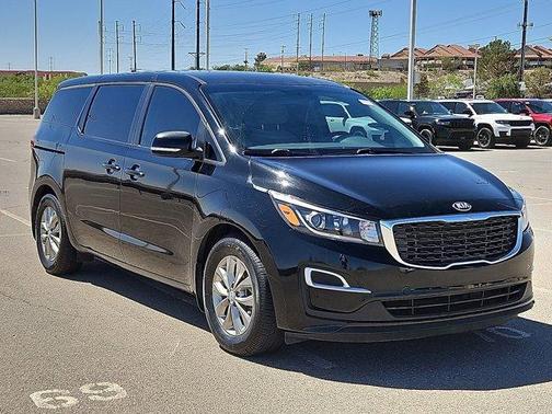 2021 Kia Sedona LX