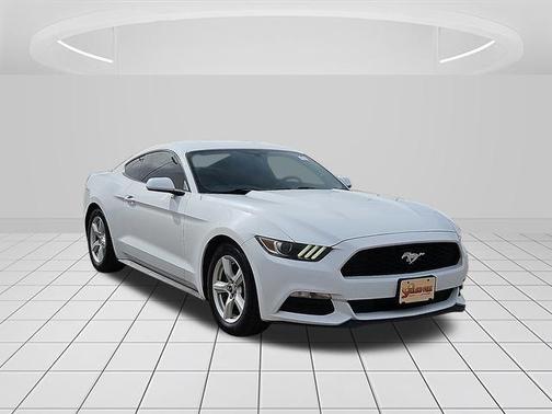 2017 Ford Mustang V6