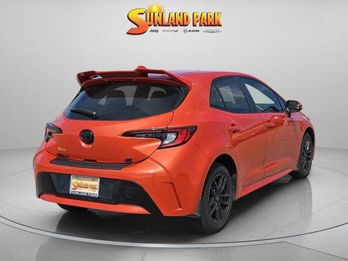 2025 Toyota Corolla Hatchback SE