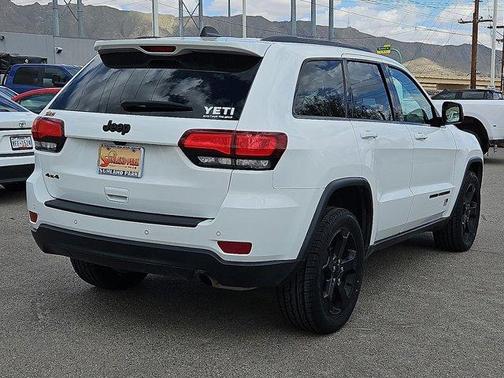 2021 Jeep Grand Cherokee Laredo
