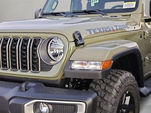 2026 Jeep Gladiator Texas Trail