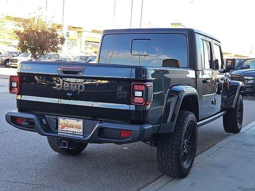 2024 Jeep Gladiator Sport