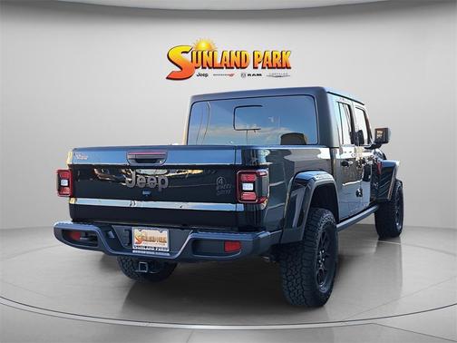 2024 Jeep Gladiator Sport