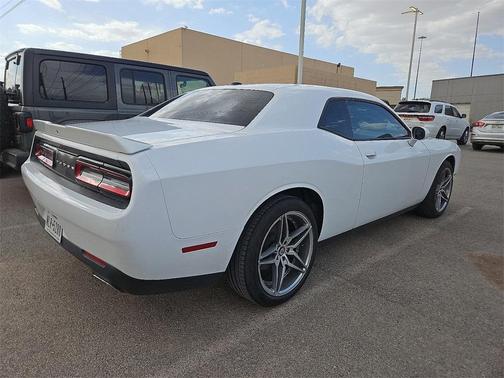 2018 Dodge Challenger SXT