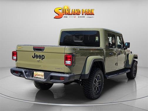 2025 Jeep Gladiator Sport