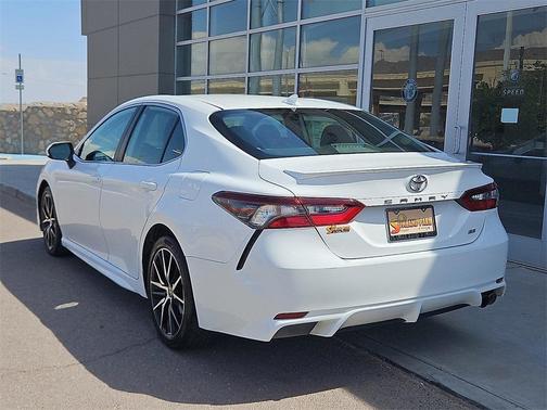 2021 Toyota Camry SE