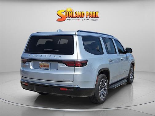 2022 Jeep Wagoneer Series III