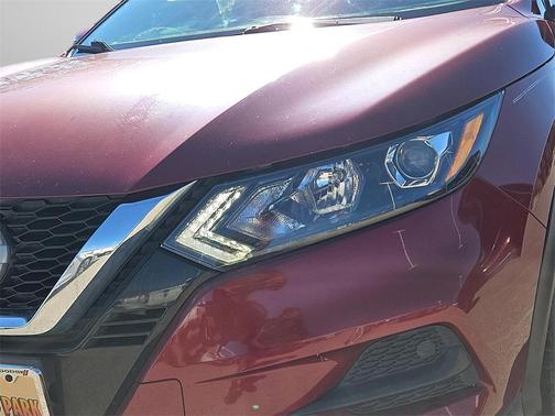2020 Nissan Rogue Sport SV