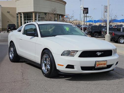 2010 Ford Mustang V6