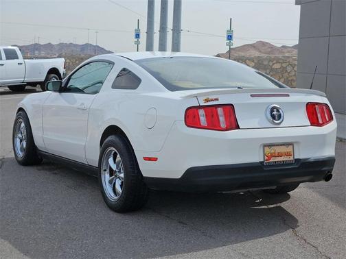 2010 Ford Mustang V6