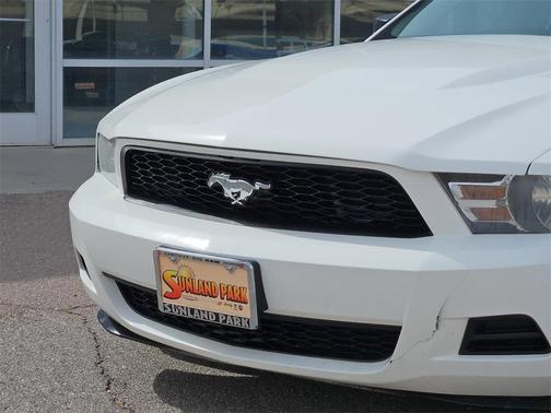 2010 Ford Mustang V6