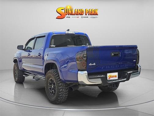 2022 Toyota Tacoma SR5