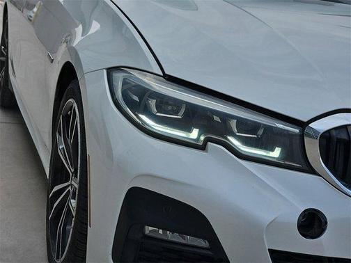 2022 BMW 330e 330e