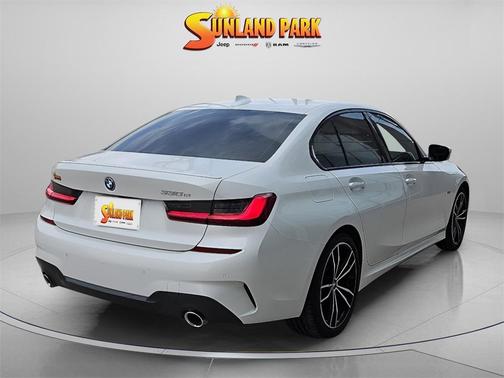 2022 BMW 330e 330e