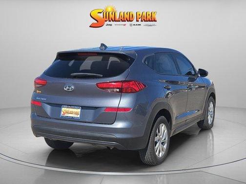 2021 Hyundai TUCSON SE