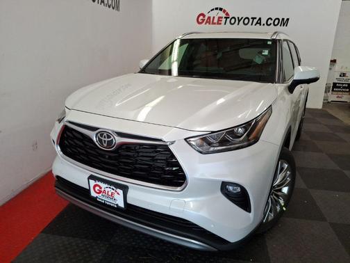 Wind Chill Pearl 2026 Toyota Highlander Hybrid Platinum