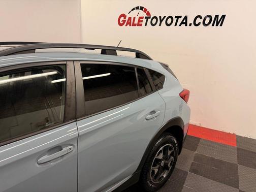 Khaki 2018 Subaru Crosstrek 2.0i
