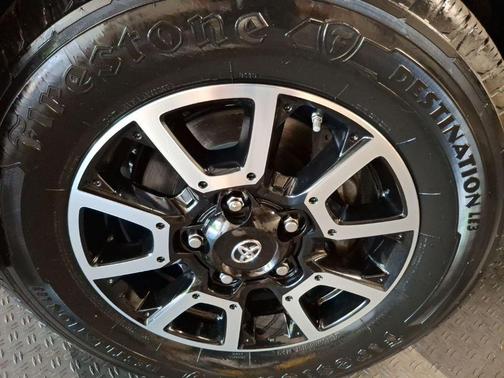 Quicksand 2018 Toyota Tundra SR5
