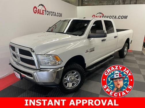 2018 RAM 2500 Tradesman Crew Cab 4x4 8' Box