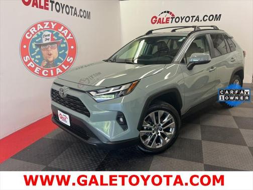2022 Toyota RAV4 XLE Premium