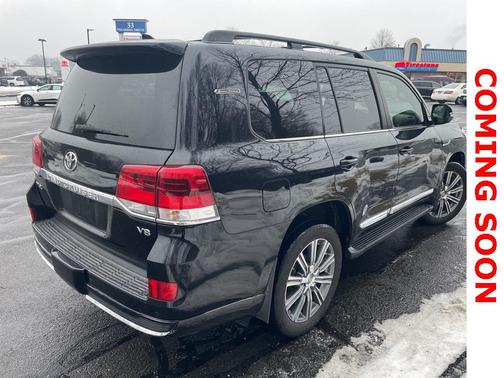 2017 Toyota Land Cruiser Base