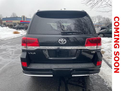 2017 Toyota Land Cruiser Base