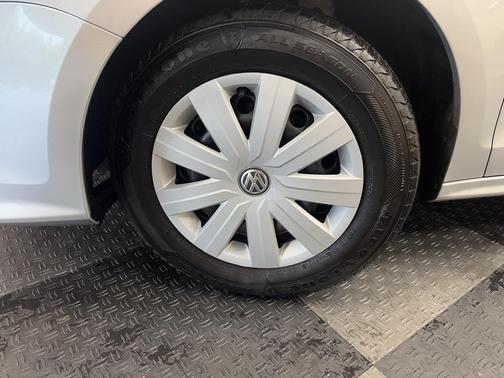 2015 Volkswagen Jetta Auto S w/Technology