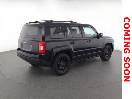 Brilliant Black Crystal Pearlcoat 2010 Jeep Patriot Sport