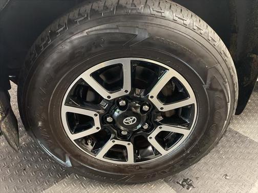 2016 Toyota Tundra SR5