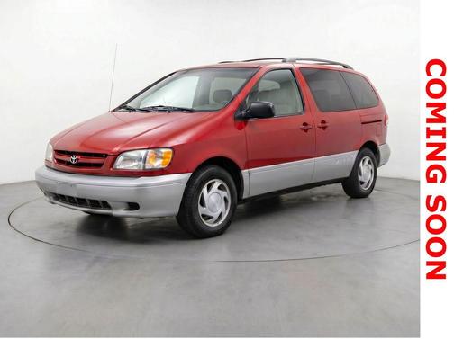 Sunfire Red Pearl 1999 Toyota Sienna XLE