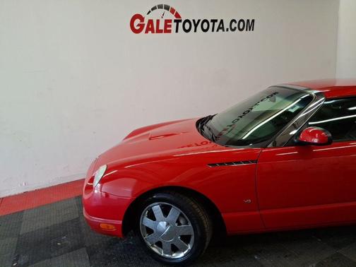 2003 Ford Thunderbird Base