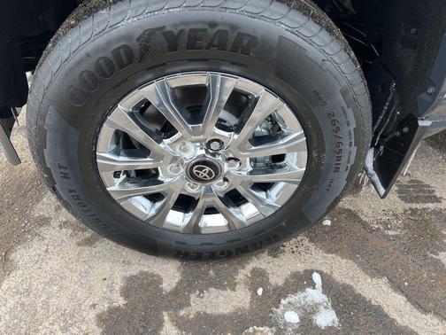 2025 Toyota Tacoma Hybrid Limited