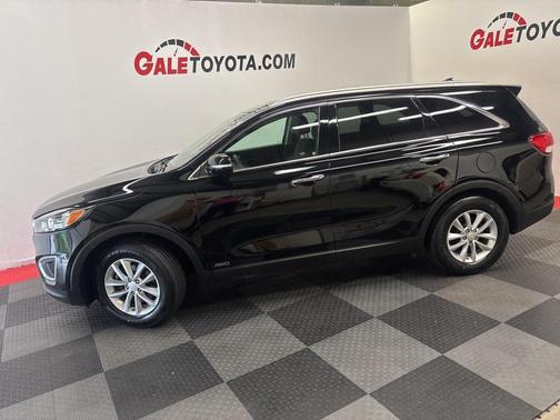 2018 Kia Sorento LX