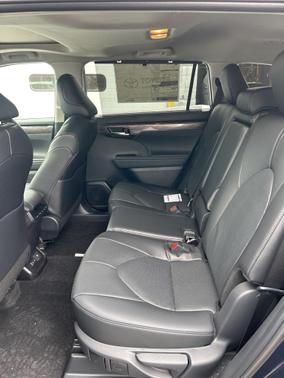 2026 Toyota Highlander Limited