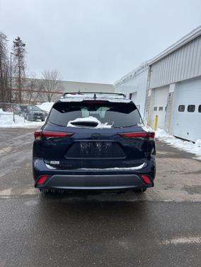 2026 Toyota Highlander Limited