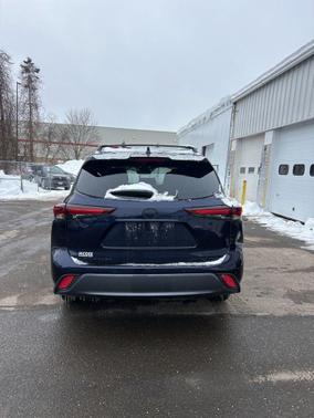 2026 Toyota Highlander Limited