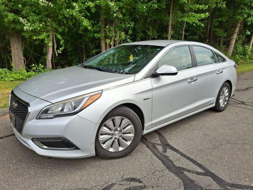 Starlight Silver 2016 Hyundai SONATA Hybrid SE