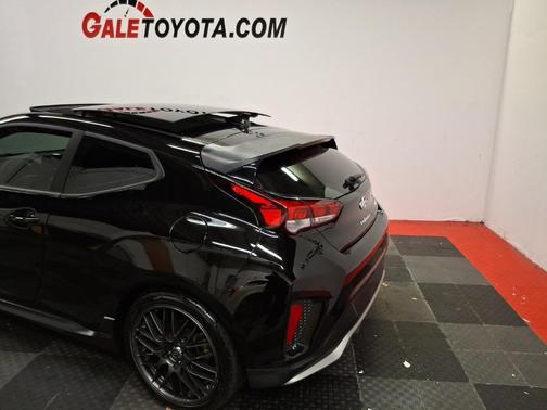 2019 Hyundai Veloster Base