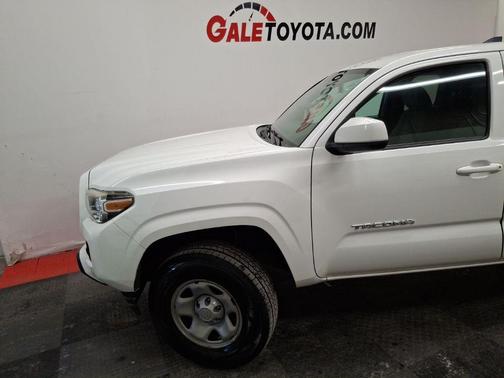 2016 Toyota Tacoma SR5