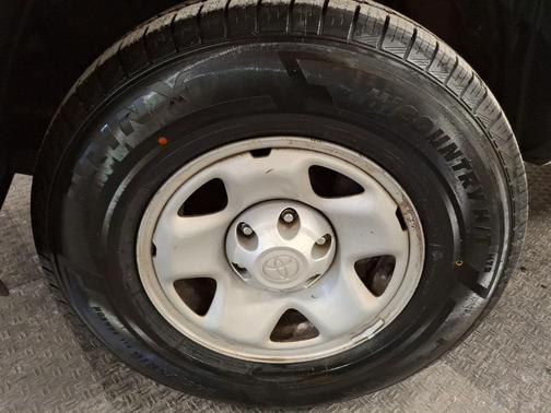 2016 Toyota Tacoma SR5