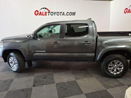 2017 Toyota Tacoma SR5
