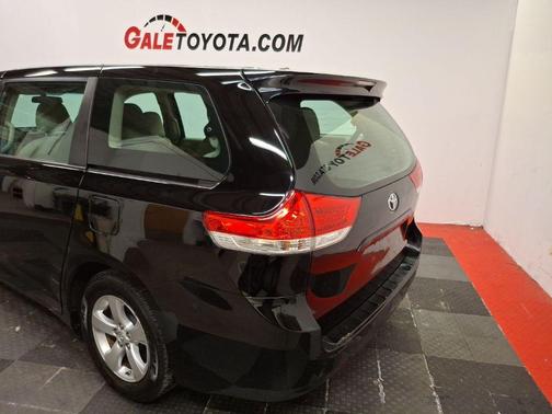 2014 Toyota Sienna L